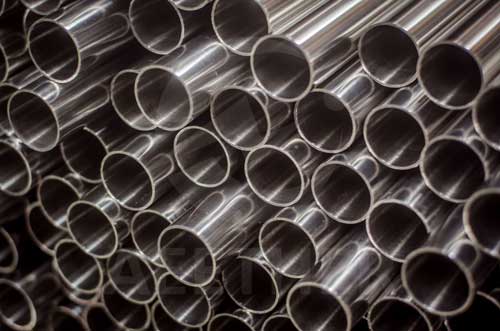 Incoloy DS welded tube surface