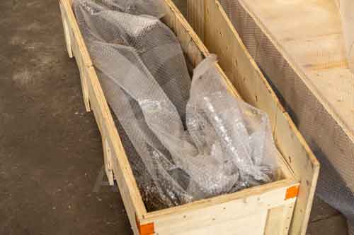 Inconel X-750 round bar in wooden case